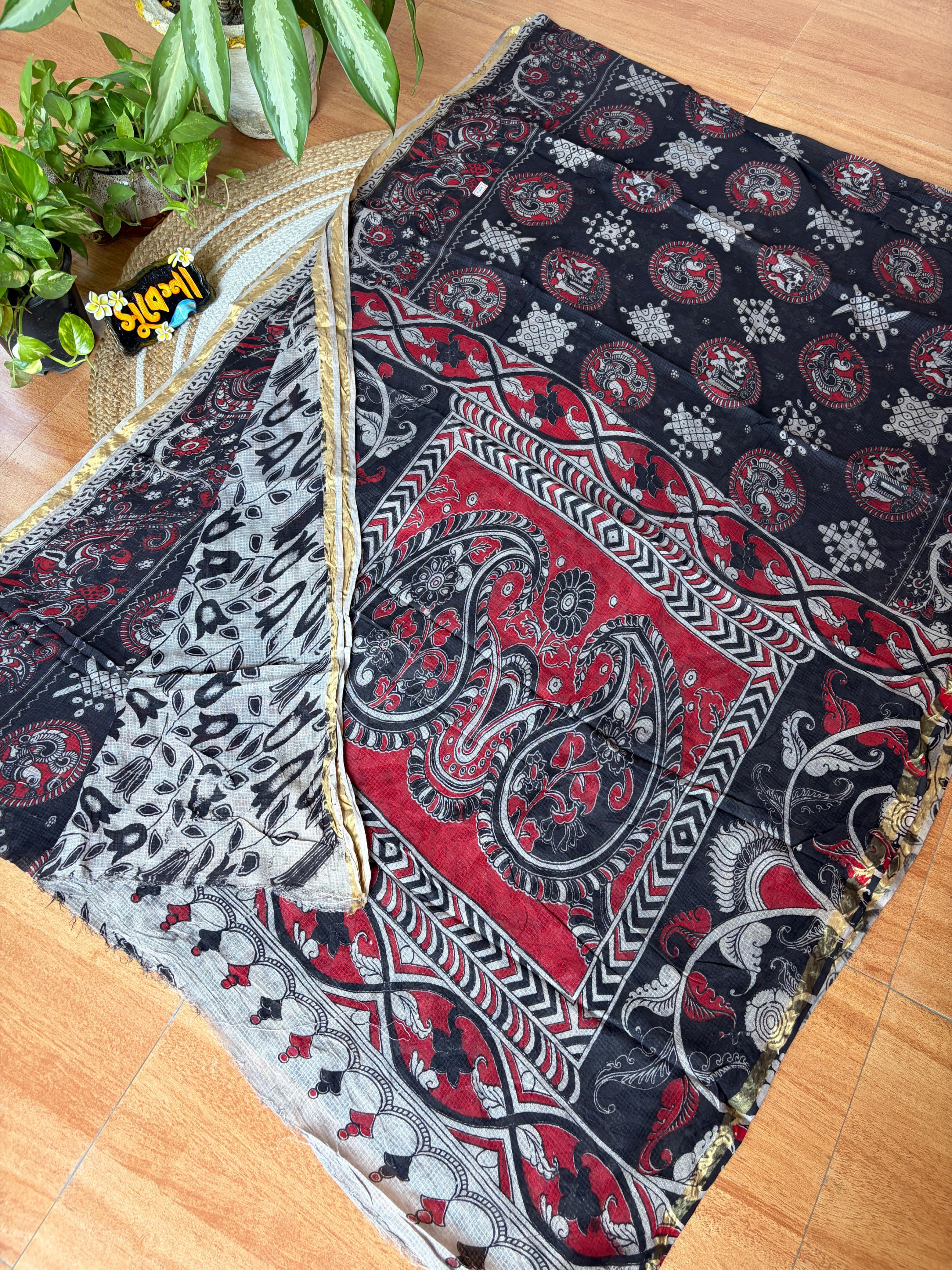Kota Kalamkari Cotton Saree – Black & Red Statement Pallu with Geometric Motifs